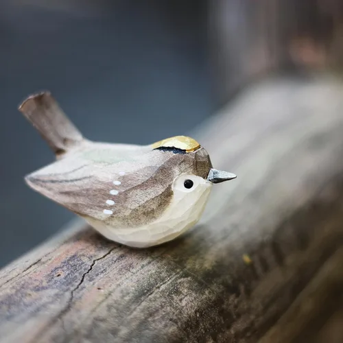 Miniatura 16 de Figura de pájaro de madera Azure Tit, tilo tallado a mano, marrón claro, decoración moderna para el hogar, regalo de pájaro