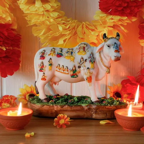 Miniatura 2 de Estatua de vaca de Dios indio que cumple con los deseos, 8.7 pulgadas de largo, figura de ídolo indio Kamadhenu, decoración para hombre indio
