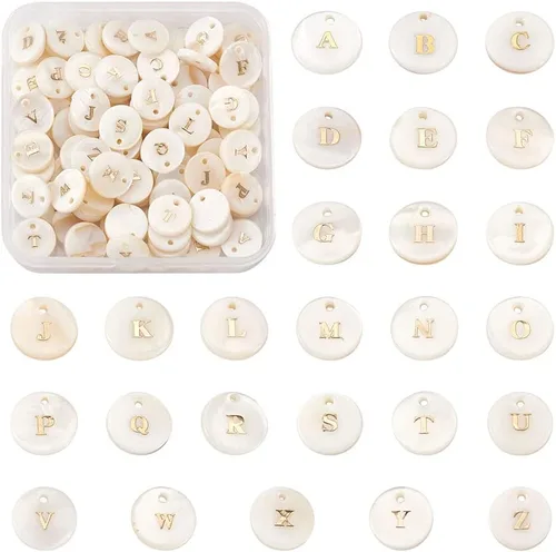 Beadthoven - 104 dijes de letras del alfabeto de perlas de agua dulce naturales, redondos, dorados, redondos, del alfabeto A-Z, para bricolaje,