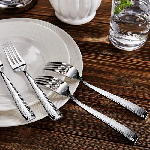 Miniatura 4 de KEAWELL Premium Juego de 4 Piezas de Tenedores de Cena Louis Martillados de 8.3", Acero Inoxidable 18/10, Borde Cuadrado con Bordes Redondeados
