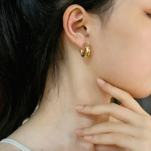 Miniatura 5 de Aretes de aro pequeños y gruesos de oro con diamantes ligeros para mujer