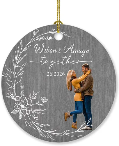 Miniatura 13 de Foto personalizada, adorno de matrimonio de nuestra primera Navidad 2023, regalo para novio, novia, señor y señora, foto y calendario, adorno