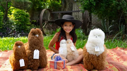 Miniatura 6 de Alpaca Animal de Peluche – 9 pulgadas. Linda Alpaca de Peluche Suave y Abrazable, Juguete de Alpaca de Peluche Hecho a Mano con Pelo Natural de Beige
