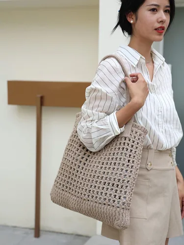 Miniatura 38 de ENBEI Bolsa de playa para mujer, diseño hueco de punto de ganchillo, elegante para la playa, viajes y uso diario