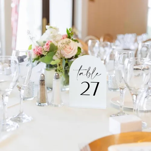 Miniatura 7 de Números de mesa de acrílico de arco blanco con soportes 1-30, letrero acrílico arqueado blanco de 5 x 7 pulgadas y bases, números de mesa de arco