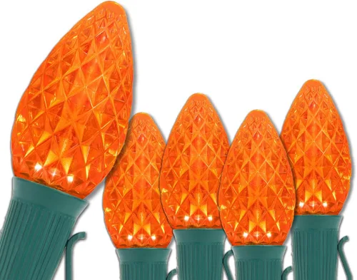 Miniatura 14 de Wintergreen Lighting C7 OptiCore - Luces de Navidad comerciales – Bombillas LED resistentes en cable verde (100 luces, 100 pies, verde/blanco frío)