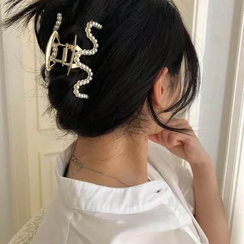 Miniatura 8 de Pinzas para el Cabello con Diamantes de Imitación, Textention Pinzas de Garra con Perlas de 3.4 Pulgadas para Cabello Grueso, Sujetadores