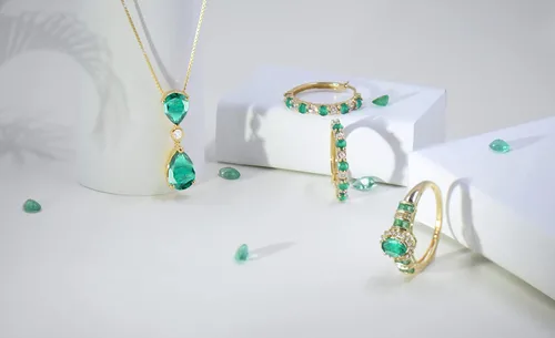 Miniatura 4 de Anillo de diamantes con piedras preciosas auténticas, diseño alternativo de piedras preciosas y diamantes genuinos, piedra central rodeada de halo