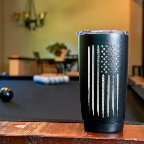 Miniatura 7 de Military Gift Shop Vaso de 20 onzas con bandera estadounidense, taza de café aislada de acero con tapa Negocio propiedad de veterinarios