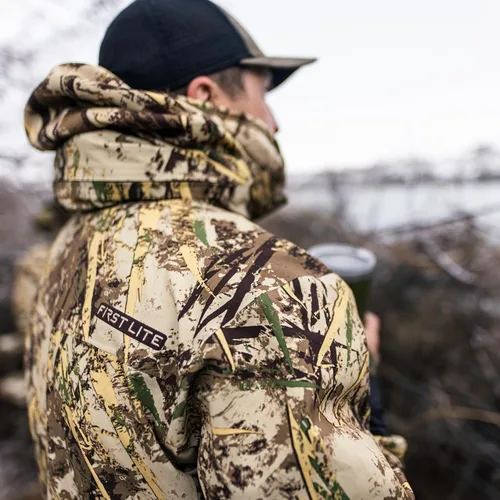 Miniatura 8 de First Lite Parka de refugio para hombre - Abrigo de caza de pato de camuflaje con aislamiento impermeable