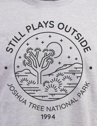 Miniatura 32 de Camiseta de senderismo Still Plays Outside Divertida camiseta para excursionista, camping, campista, al aire libre, hombres y mujeres
