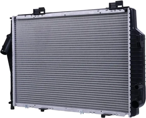 Radiador | Compatible con Chrysler Crossfire 04-08; Mercedes-Benz: 98-00 C43 AMG /99-03 CLK430 /01-02 CLK55 AMG /01-04 SLK320 /02-04 SLK32 AMG