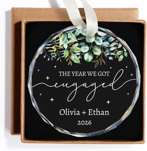Miniatura 13 de Adorno personalizado para casados de primera Navidad 2026, regalos de compromiso para parejas, adorno de boda personalizado para recién casados