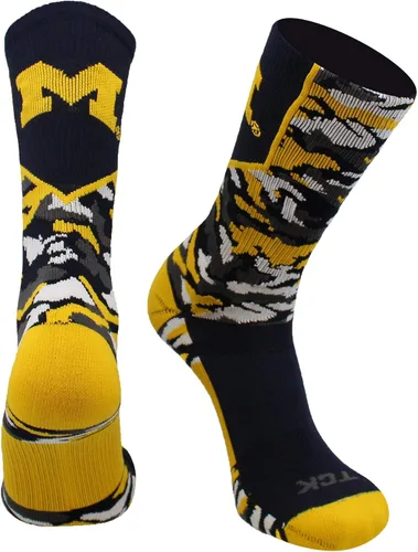 Miniatura 6 de TCK NCAA Woodland Camo Crew Socks – Officially Licensed Collegiate Fan Gear – Durable Cushioned Moisture Wicking Socks