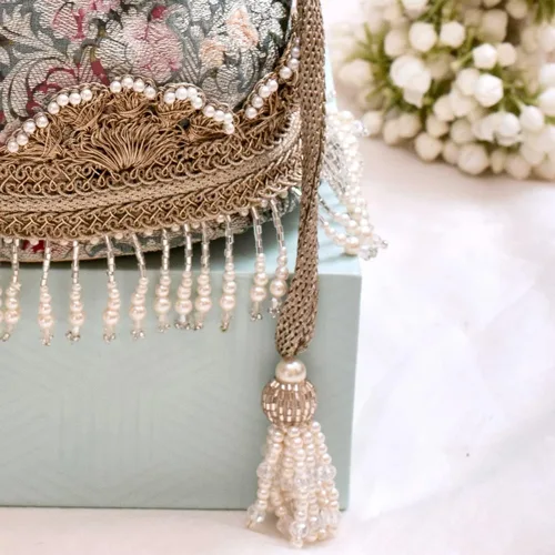 Miniatura 5 de Elora Capsule Bridal Clutch - Gris Azul, bolso de mano floral, bolso para fiesta de noche, bolsas festivas Diwali, Gris azulado