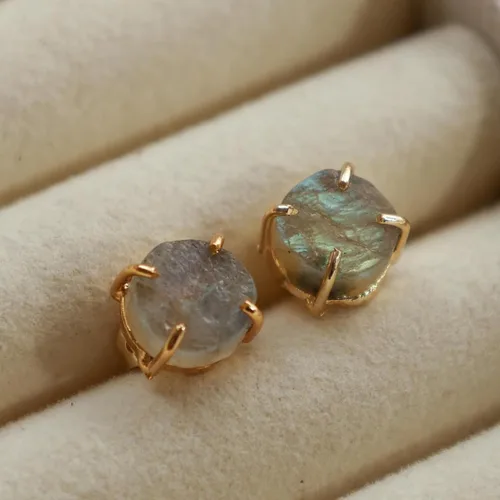 Miniatura 39 de Gempires Natural Raw Prong Setting Stud Earrings, 8-10 mm Crystals Earring, Handmade Jewelry, Gift for Her