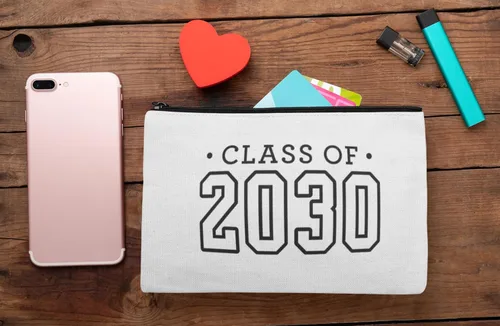 Miniatura 5 de Class of 2030 Iron On Decal, Senior Class Shirt Patch, Heat Transfer, HTV Graphic Tshirt Sticker, DIY Crafts, Pick Size Color, Iron-On Almost Gold