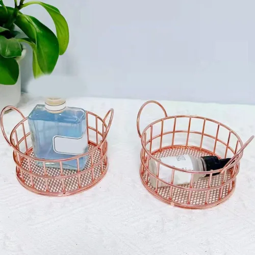 Miniatura 4 de 5 cestas redondas de metal para almacenamiento, organizador de mesa versátil para artículos de tocador de maquillaje y cestas de alambre más