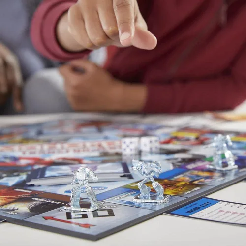 Miniatura 6 de Monopoly: Transformers Edition - Juego de mesa para 2 a 6 jugadores, niños de 8 años en adelante, incluye fichas Autobot y Decepticon