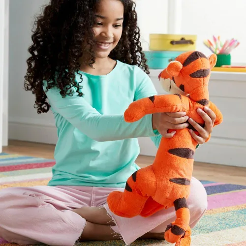 Miniatura 5 de Disney Store Juguete oficial de ángel mediano suave para niños, personaje de peluche con textura mullida y detalles bordados, orejas flexibles