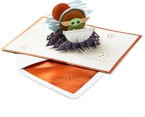 Miniatura 5 de Hallmark Star Wars Tarjeta Emergente de Cumpleaños o Felicitaciones (Baby Yoda) Que el 4 te Acompañe, Tarjeta 3D Signature Paper Wonder