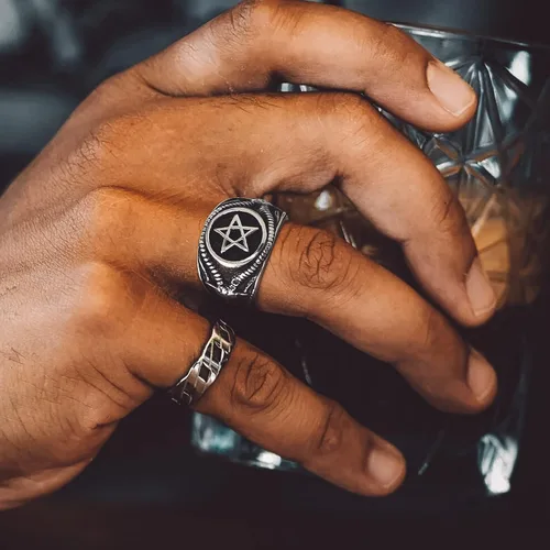 Miniatura 2 de Bandmax Anillos de calavera para hombre, de acero inoxidable, anillos de esqueleto de calavera para hombres y mujeres, anillos góticos punk