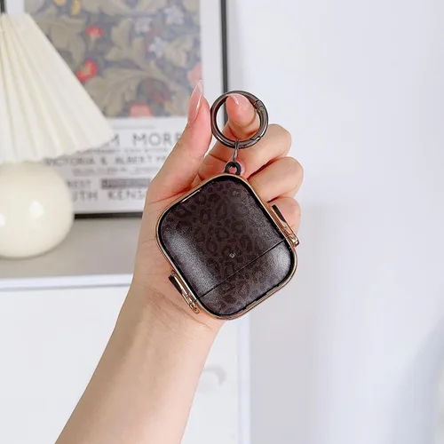 Miniatura 5 de Linda Funda Clara para AirPods 2/1 Generación Leopardo, Diseño de Bloqueo Seguro Estilo Niña, Funda Protectora a Prueba de Golpes Kawaii para Apple