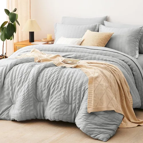 Miniatura 12 de CozyLux Juego de ropa de cama con edredón tamaño King Beige Seersucker de 7 piezas, juego de cama en una bolsa, con edredón, sábanas, fundas