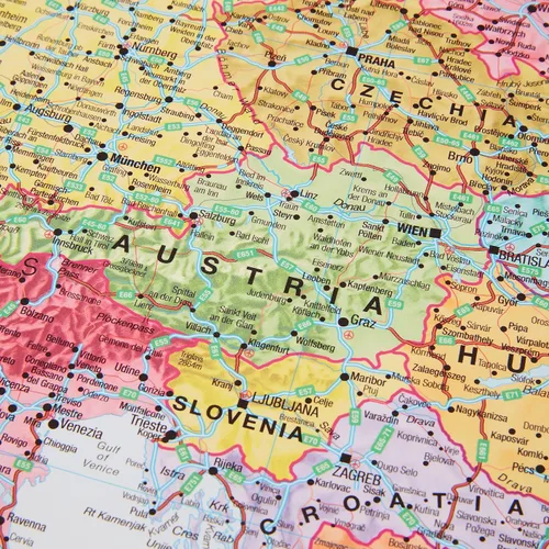 Miniatura 5 de Maps International Póster educativo de mapa de pared grande de Europa política – hoja frontal laminada – 33.1 x 46.8 pulgadas