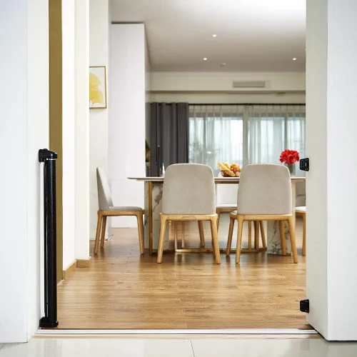 Miniatura 4 de EasyBaby Puerta retráctil para bebé, 33 pulgadas de alto, se extiende hasta 55 pulgadas de ancho, puertas de seguridad para bebés negros/niños