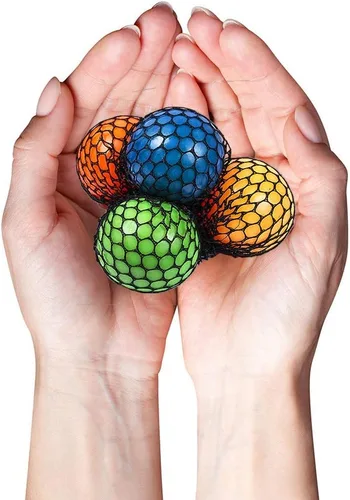 Miniatura 7 de ArtCreativity Pelotas antiestrés de malla de 1.75 pulgadas para niños, paquete de 24, juguetes para apretar en varios colores para aliviar