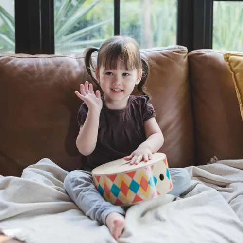 Miniatura 8 de PlanToys® Caja de Ritmo de Tambor de Madera Juguete Musical para Niños Instrumento Musical Montessori para Niños Pequeños y Niños Juguete