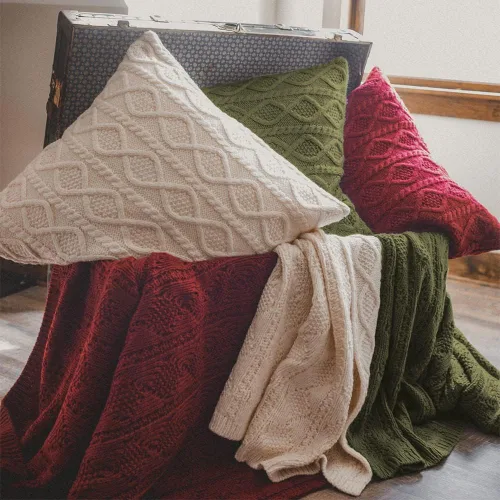 Miniatura 4 de HiEnd Accents - Manta de punto trenzado verde salvia de 50 x 60 pulgadas, acogedora manta tejida de mezcla de lana, cálida para otoño e invierno