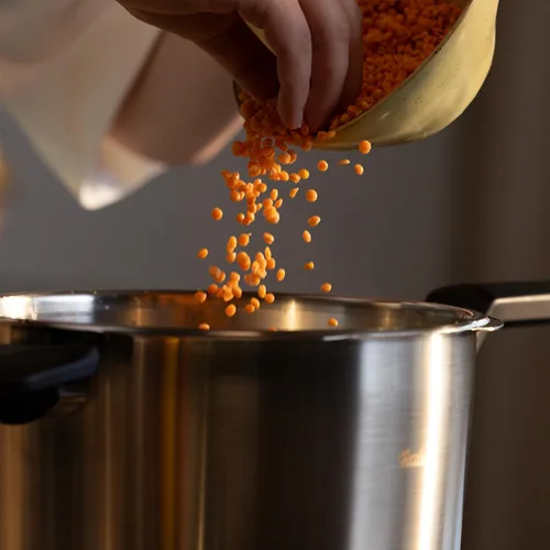Miniatura 5 de Fissler Vitaquick - Olla a presión premium, 2.6 cuartos de galón con inserto de vapor y trípode
