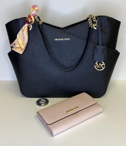 Miniatura 2 de Michael Kors MICHAEL Michael Kors Jet Set Travel Large Chain Shoulder Tote bundled Jet Set Travel Trifold Wallet