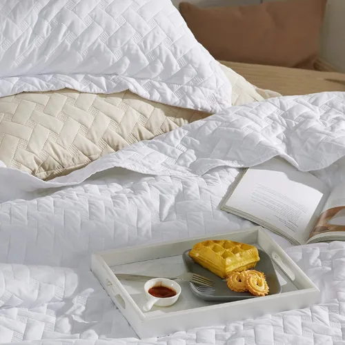 Miniatura 3 de Bedsure Colchas Tamaño King Extra Grande - Cubrecamas Ligeras Tamaño King Extra Grande con Patrón de Tejido de Canasta, Ropa de Cama Suave de 02