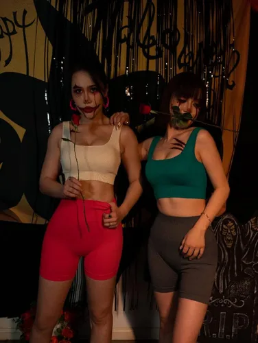 Miniatura 4 de OQQ - Pantalones cortos de yoga para mujer acanalados sin costuras de cintura alta leggings atléticos 3 piezas