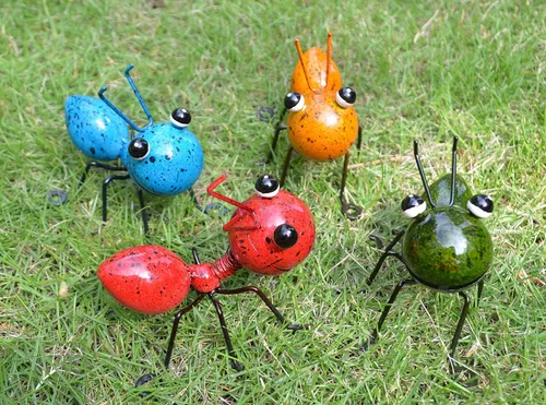 Miniatura 4 de Juego de 4 esculturas coloridas de pared de metal para decoración de jardín y patio al aire libre