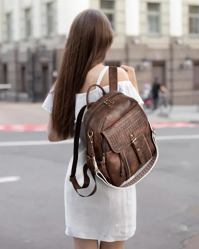 Miniatura 2 de Missnine Mochila de cuero para mujer, mochila antirrobo, bolsa de hombro convertible con cremalleras seguras para viajes y trabajo, Café, Vintage