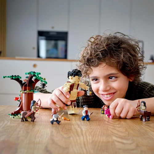 Miniatura 2 de LEGO Harry Potter Forbidden Forest: Umbridge's Encounter 75967 Juguete mágico del bosque prohibido de Harry Potter y la Orden del Fénix (253 piezas)