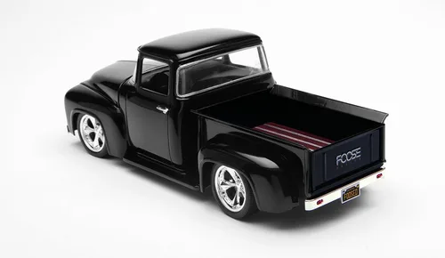 Miniatura 2 de Revell Foose Ford FD-100 Pickup Kit de modelo de plástico
