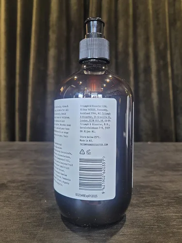 Miniatura 8 de TRIUMPH & DISASTER Champú, limpieza profunda: calma e hidrata el cabello y el cuero cabelludo sensibles, secos y dañados con queratina