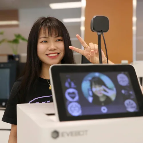 Miniatura 2 de EVEBOT Coffee Latte Art Machine FM1 - Suministros portátiles de decoración de galletas en café, cócteles, pasteles, selfies y diseños personalizados