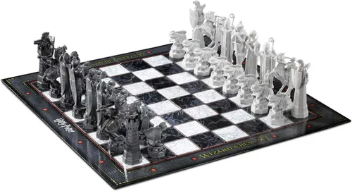 Miniatura 2 de Juego de ajedrez de Harry Potter de The Noble Collection