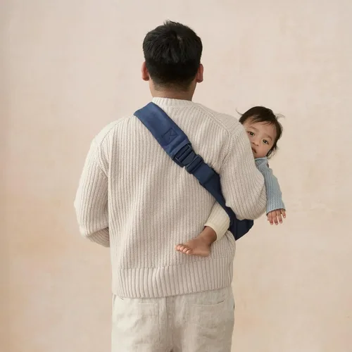 Miniatura 8 de Ergobaby Upsie Eslinga de Cadera – Portabebé Azul Medianoche – Eslinga Ajustable y Ligera para Niños Pequeños – Diseño Ergonómico y Transpirable