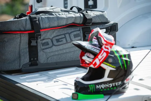 Miniatura 7 de OGIO RIG 9800 Bolsa de engranajes con ruedas Coyote