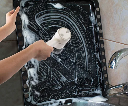 Miniatura 4 de Klean Spin - Cepillo de limpieza eléctrico inalámbrico – Limpiador de mano recargable para baño, cocina, azulejos y lechada – Incluye 4 cepillos