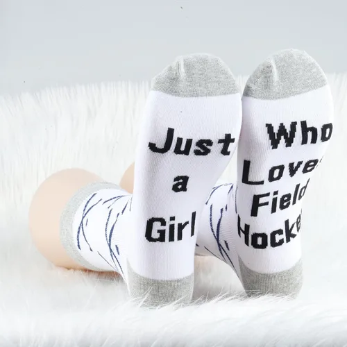 Miniatura 3 de CMNIM Calcetines novedosos de regalo de hockey sobre césped para niñas, solo una chica que ama el hockey sobre césped, regalo para jugadores