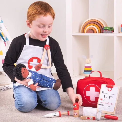 Miniatura 7 de Bigjigs Toys Juego de médicos para niños, juego de médicos de madera de 10 piezas con estetoscopio para niños, termómetro, medicina y más en estuche