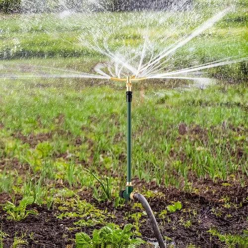 Miniatura 8 de Aspersor de jardín de 3 brazos, rociadores de césped giratorios de 360 grados con base de trípode ajustable, rociador de patio para cobertura